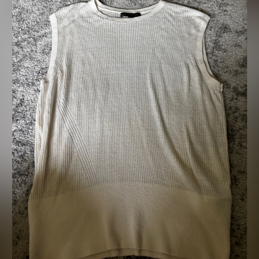 NWOT Banana Republic Eliza Linen-Blend Muscle Tank Light Beige Size: Large - Picture 4 of 5